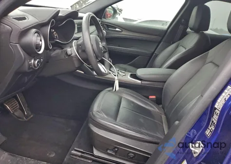 2022 Alfa Romeo Stelvio Ti z USA, uszkodzony, nr VIN ZASPAKBN9N7D39605